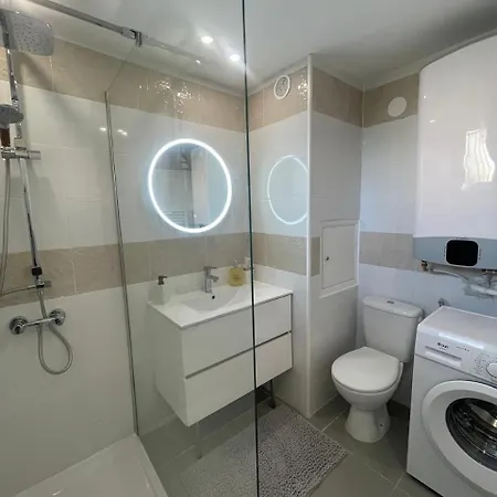 Apartment Le Cocoon Evasion Mediterraneenne A 2 Min De La Saint-Laurent-du-Var